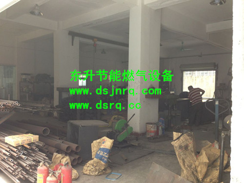 蜜桃视频无码区在线观看厂房一角